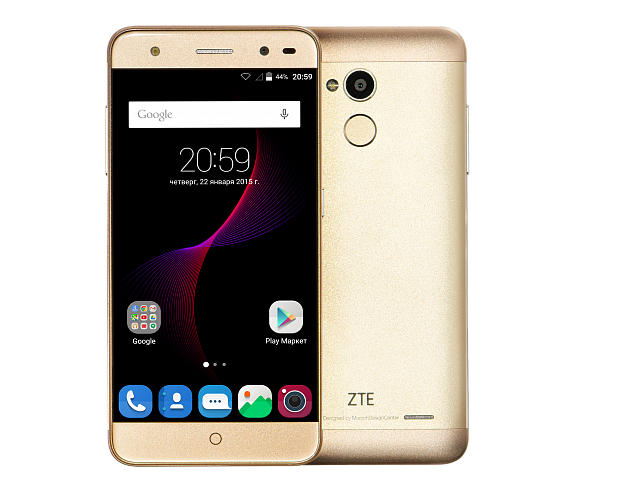 Смартфони ZTE Blade V7 Lite 8GB, златист цвят + 750MB 4G интернет на месец